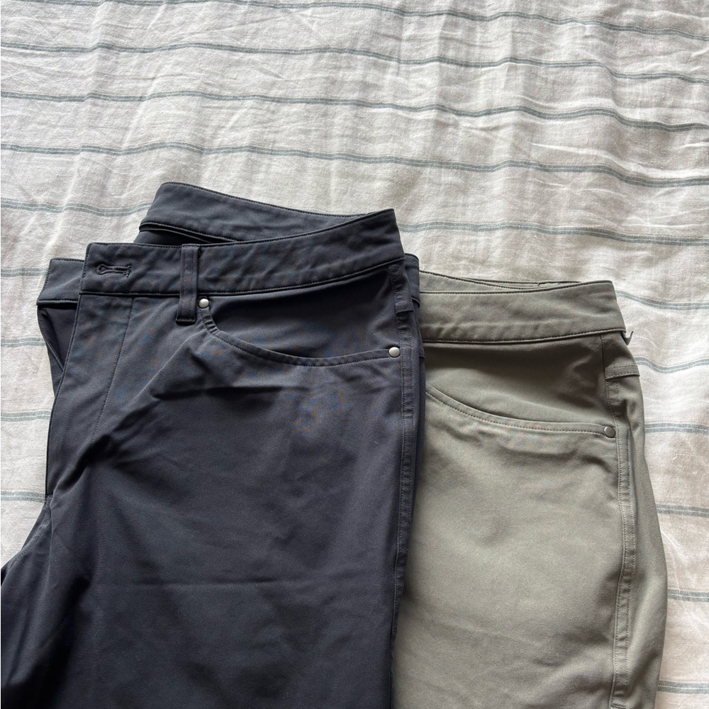 Lululemon ABC Slim-Fit Pant Warpstreme - Obsidian and Grey Sage